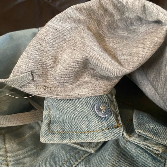 Brand New Ariana Grande decaled Women’s Denim Jacket - Picture 3 of 6